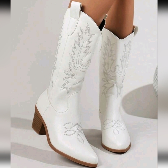 Women's Fashionable Western Boots Cowboy Boots For Outdoor Activities - Picture 3 of 5